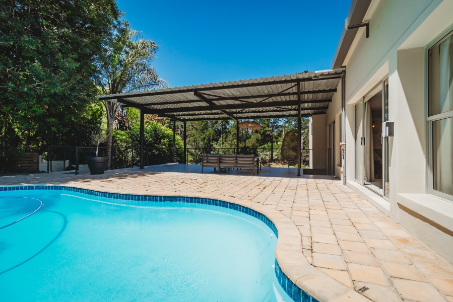 5 Bedroom Property for Sale in Heather Park Western Cape